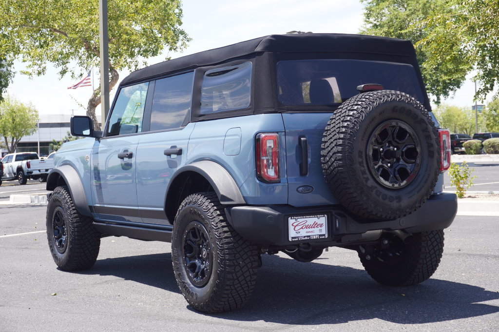 Used 2024 Ford Bronco Wildtrak AWD/4WD image 3