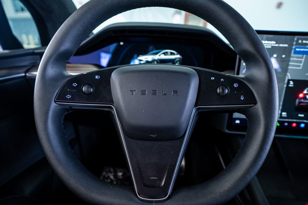 Used 2024 Tesla Model X image 38