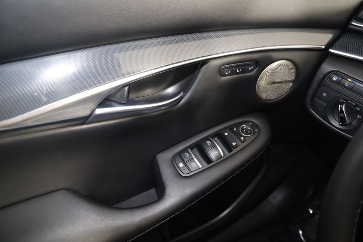 Used 2023 INFINITI QX50 Sport AWD/4WD image 32