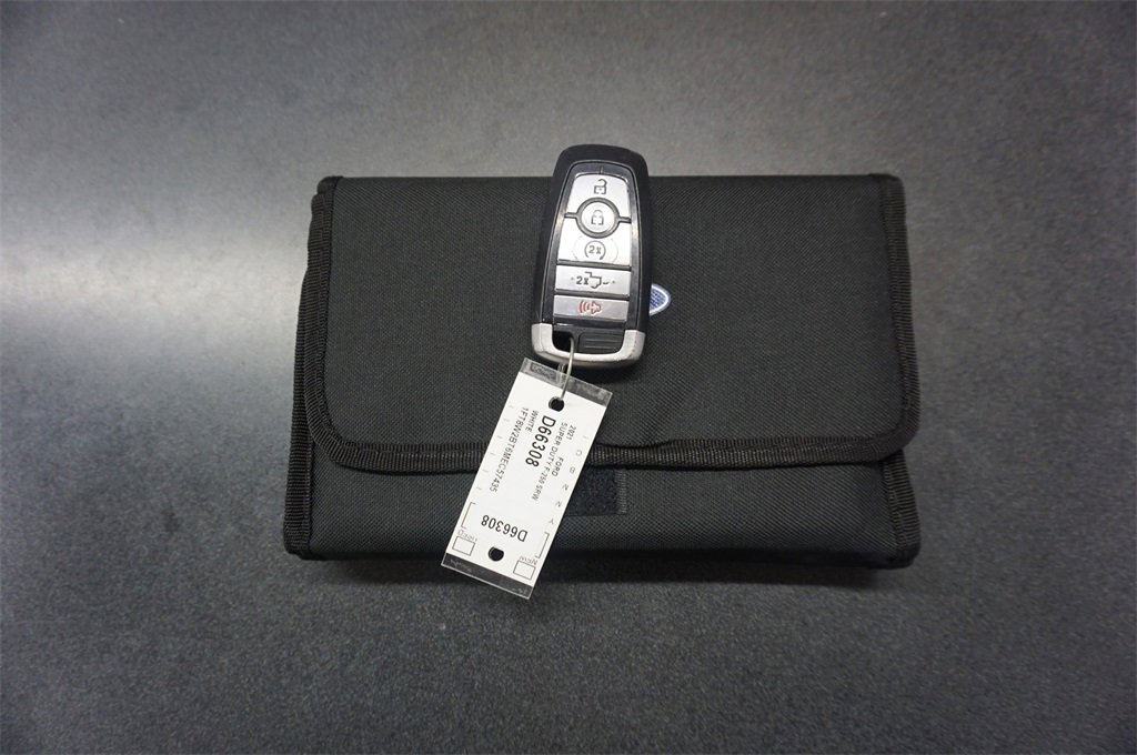 Used 2021 Ford F250 Lariat image 20