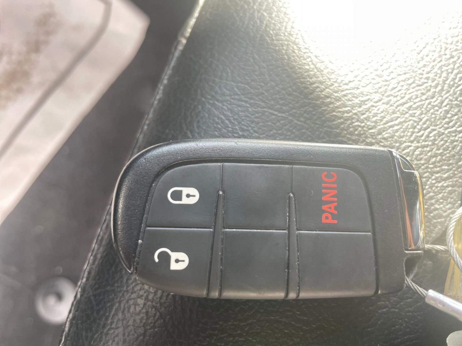 Used 2025 Jeep Compass Trailhawk image 22
