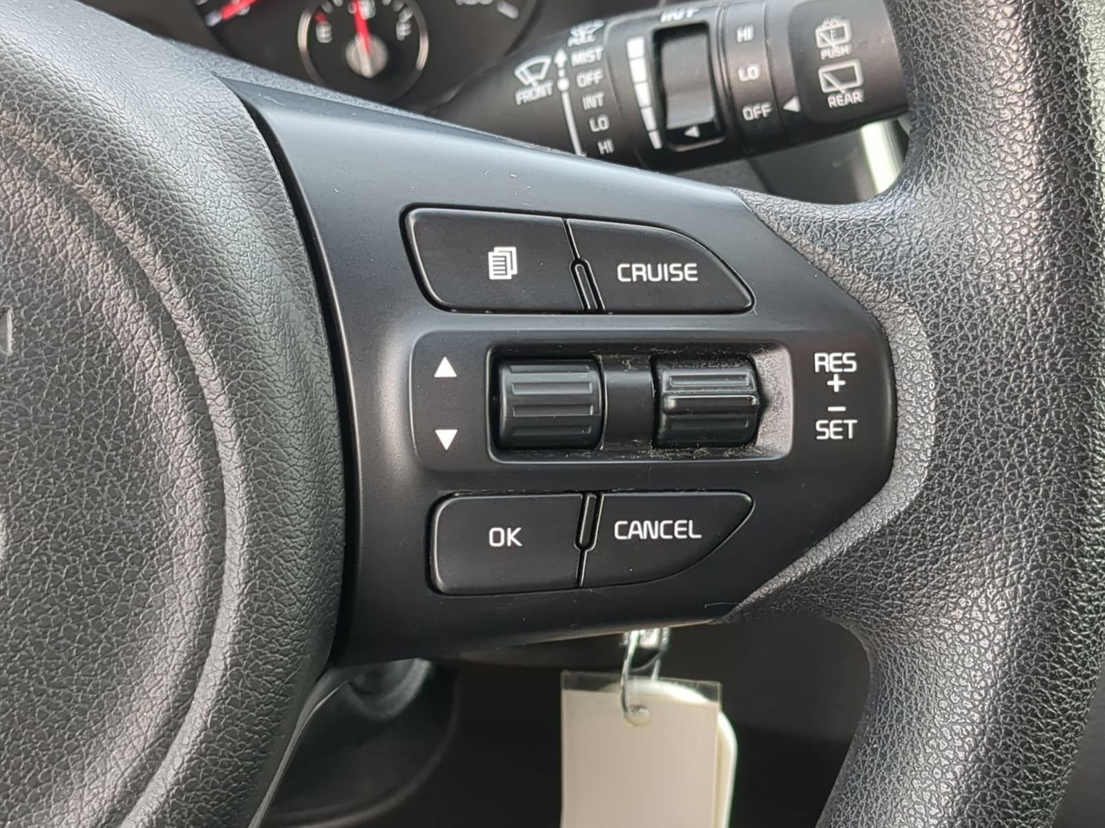 Used 2017 Kia Sorento LX image 25