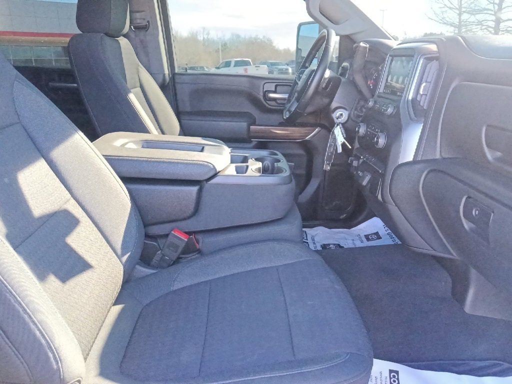 Used 2023 Chevrolet Silverado 2500 LT image 30