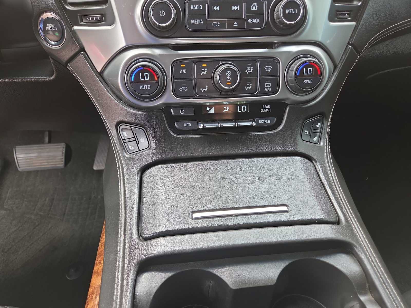Used 2016 Chevrolet Tahoe LTZ AWD/4WD image 25