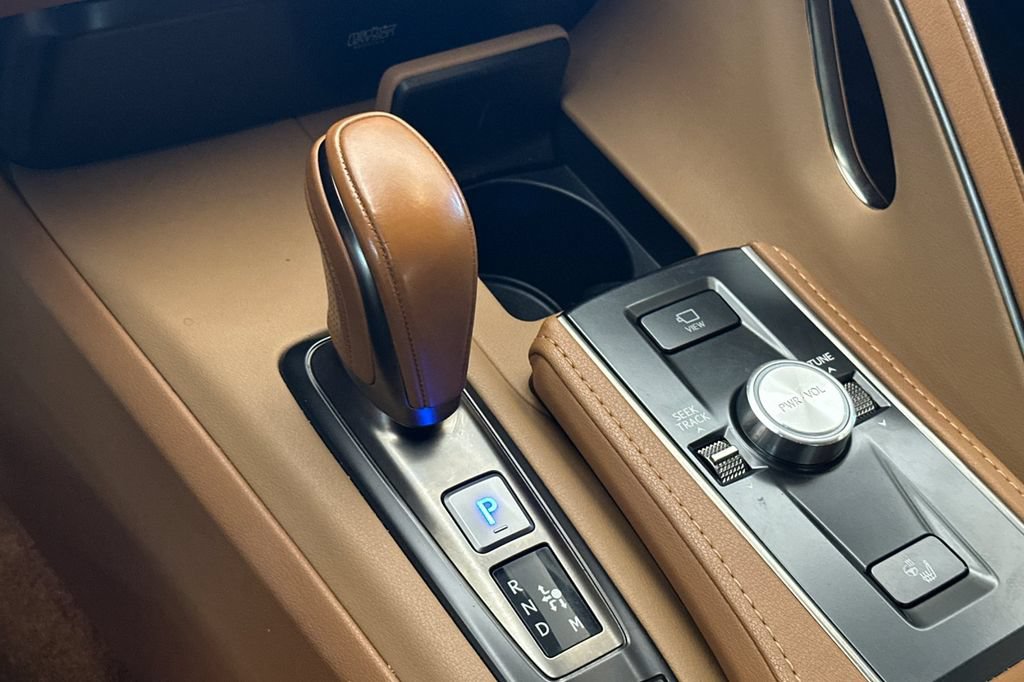 Certified 2024 Lexus LC 500h w/ Dynamic Handling Package RWD image 20