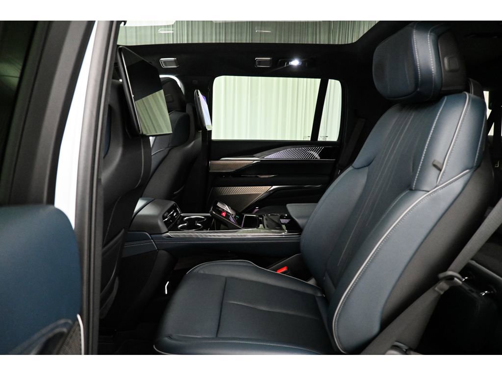 New 2026 Cadillac Escalade IQL Sport 2 AWD/4WD image 12