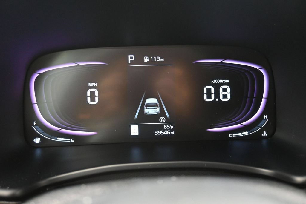 Used 2025 Kia Soul LX w/ LX Technology Package FWD image 10