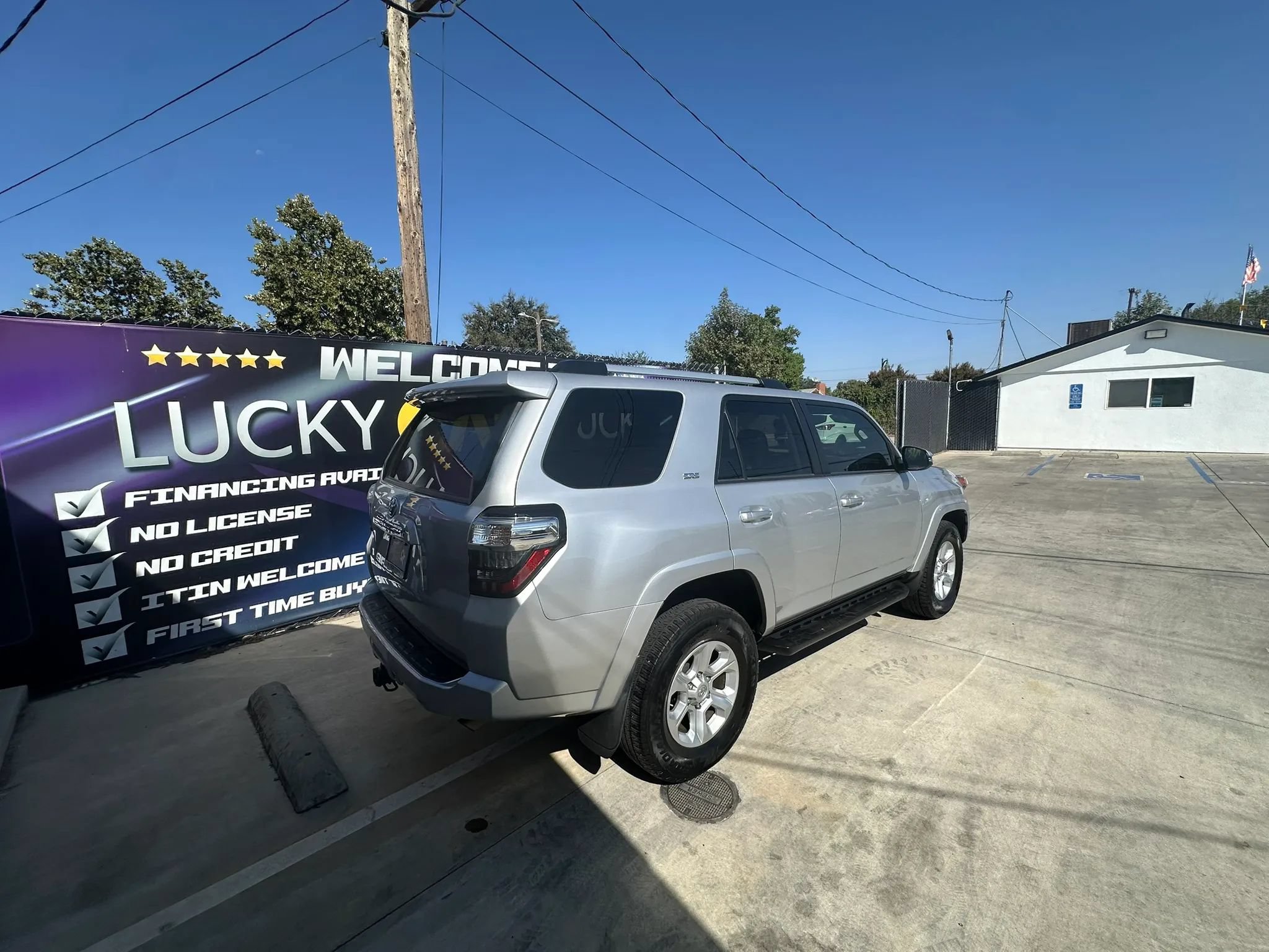 Used 2021 Toyota 4Runner SR5 Premium AWD/4WD image 7