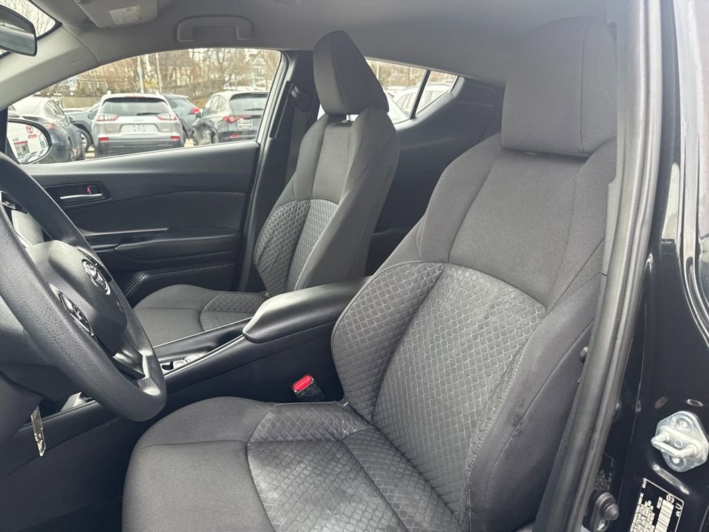 Used 2021 Toyota C-HR LE image 15