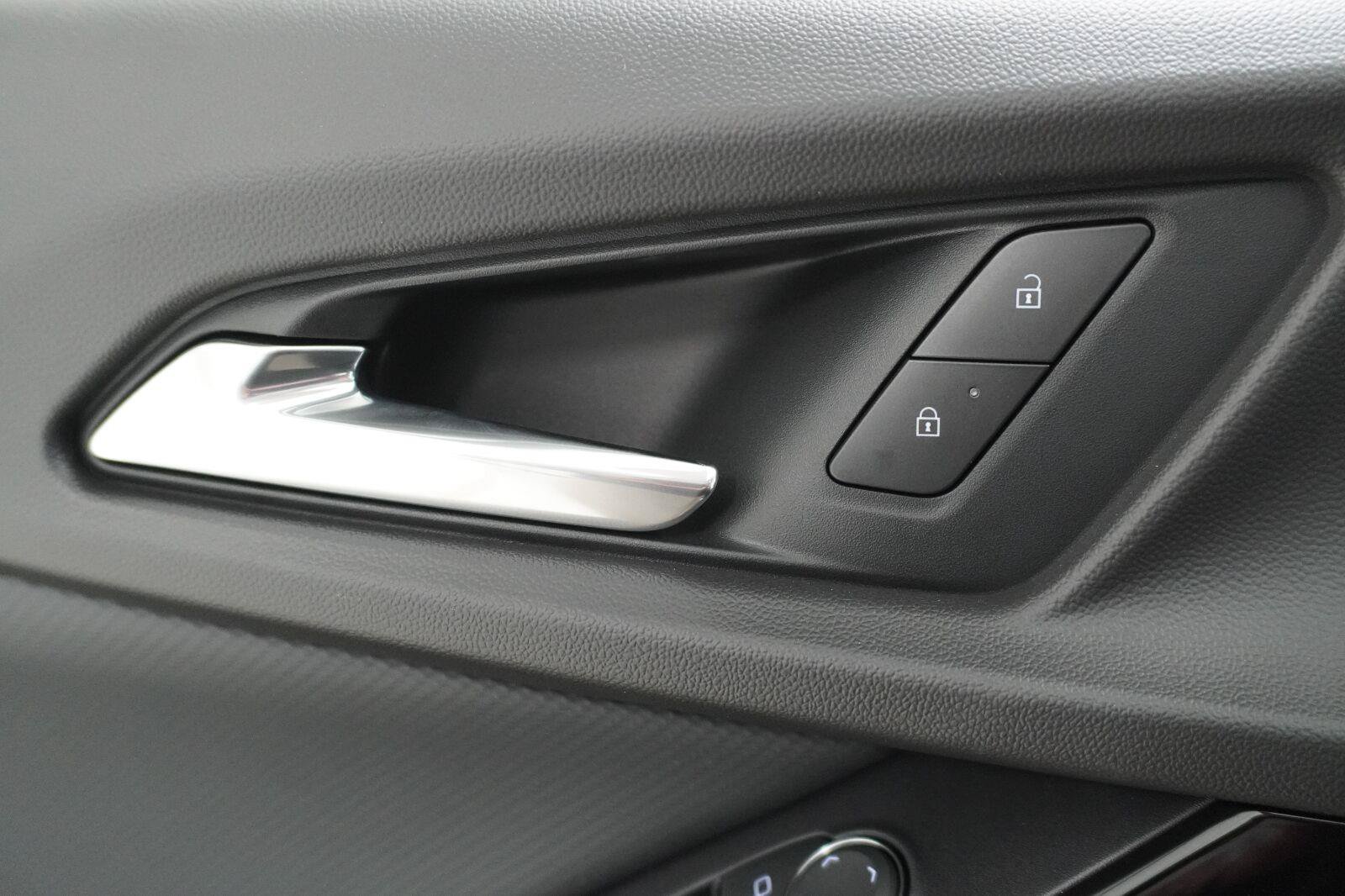 New 2027 Chevrolet Equinox RS FWD image 22