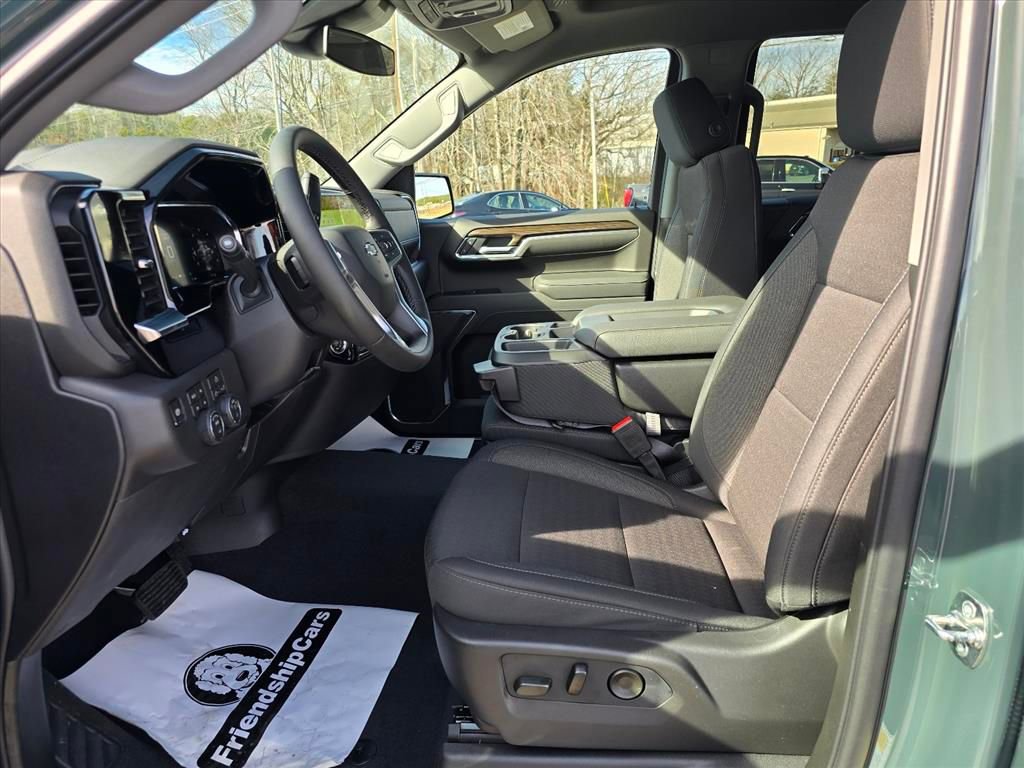 New 2026 Chevrolet Silverado 1500 LT Trail Boss w/ Protection Package image 9