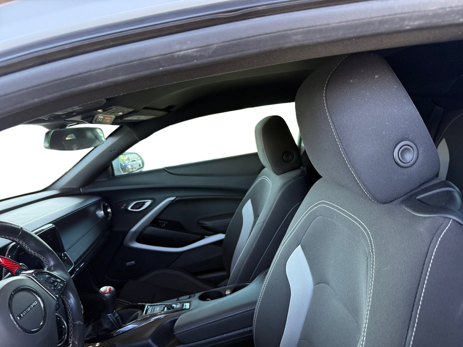 Used 2022 Chevrolet Camaro LT w/ RS Package image 10