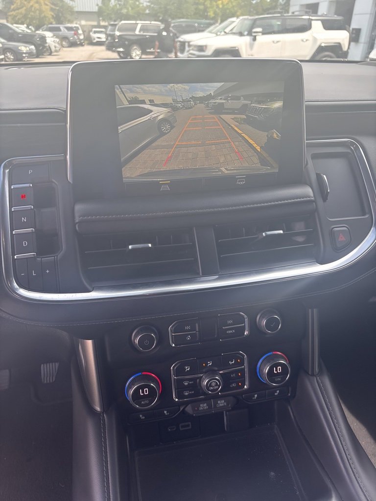 Used 2022 Chevrolet Suburban Z71 image 29