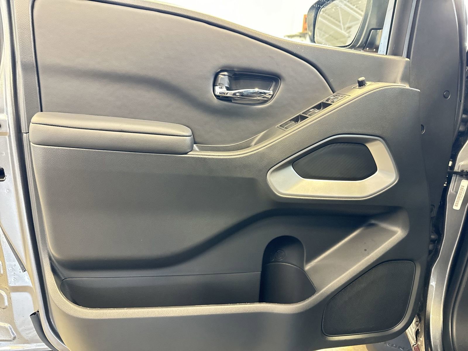 New 2026 Nissan Frontier SV w/ SV Convenience Package image 20