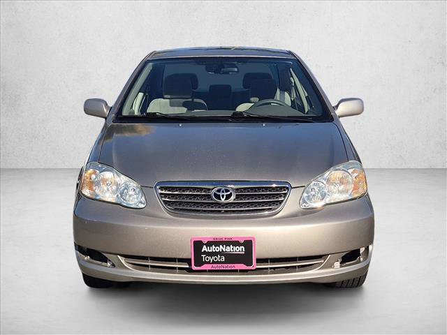 Used 2005 Toyota Corolla LE FWD image 2