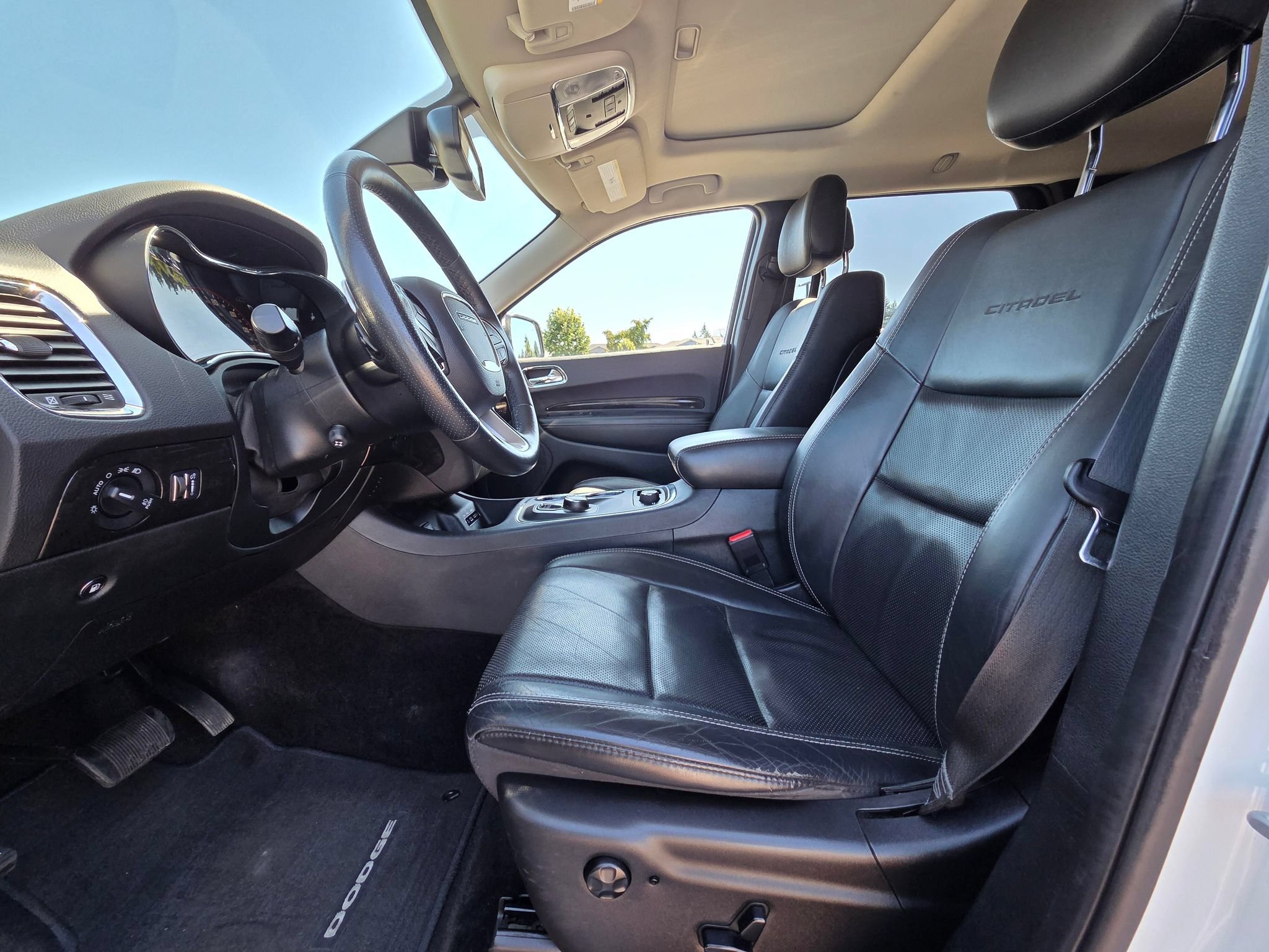 Used 2015 Dodge Durango Citadel w/ Technology Group AWD/4WD image 27