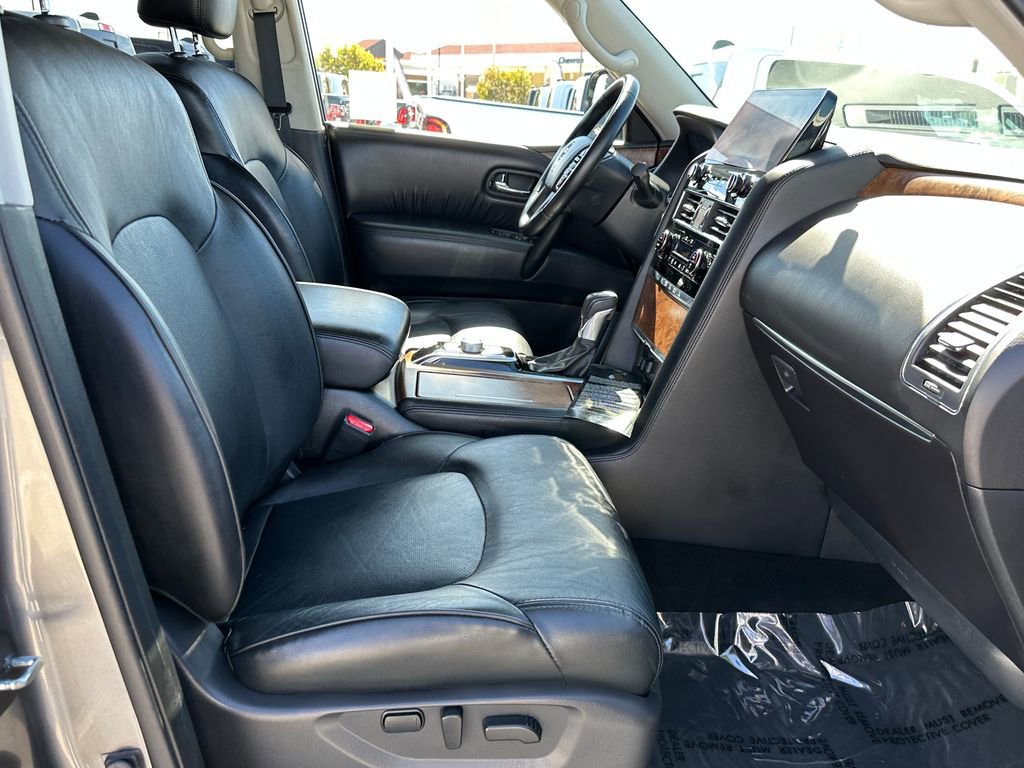 Used 2024 Nissan Armada SL w/ Captain's Chairs Package image 17