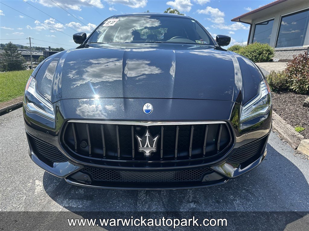 Used 2022 Maserati Quattroporte Modena Q4 image 2