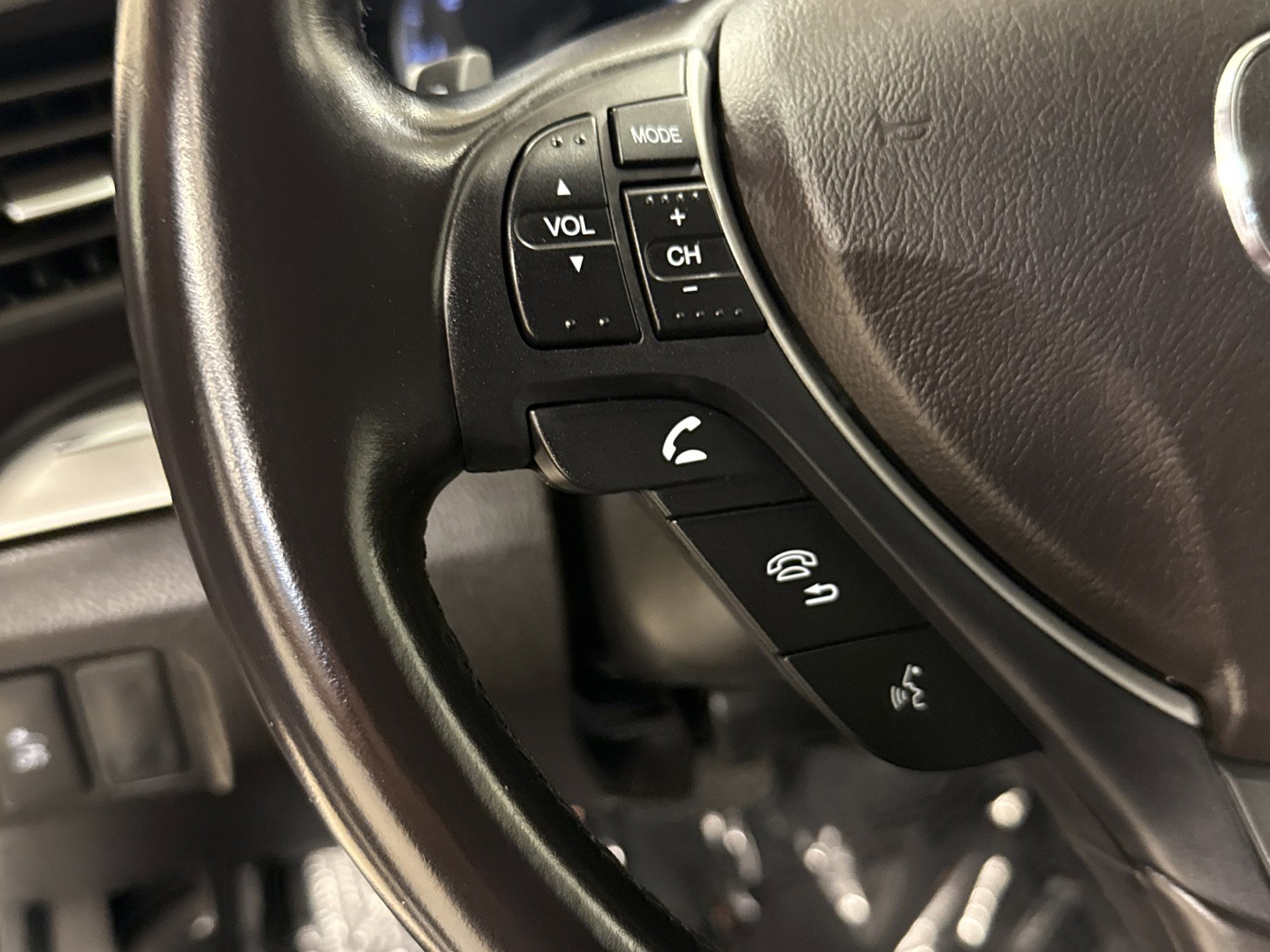 Used 2022 Acura ILX w/ Premium Package image 9