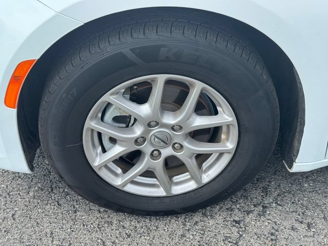 Certified 2024 Chrysler Pacifica Touring-L FWD image 10