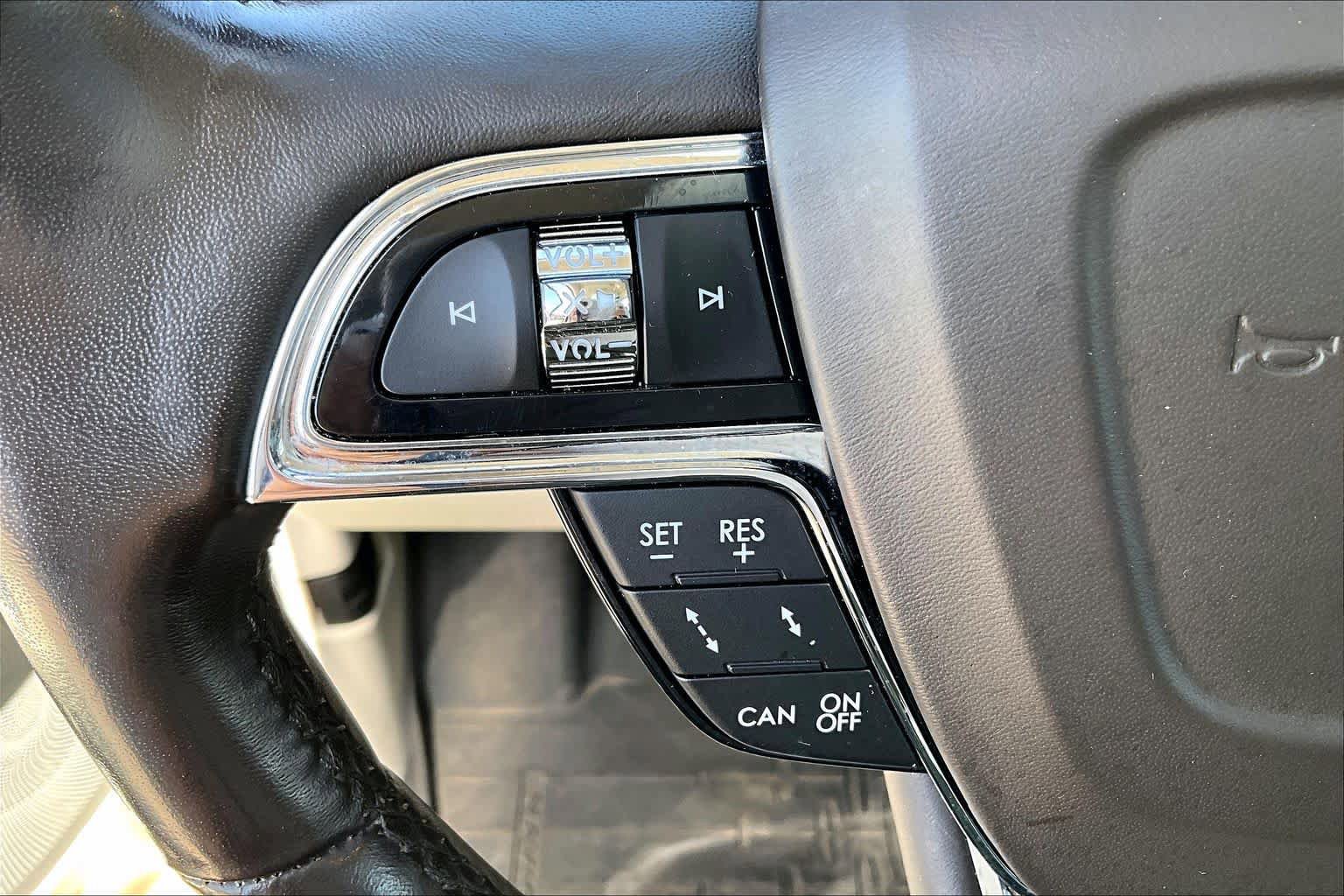 Used 2020 Lincoln Navigator Black Label AWD/4WD image 22