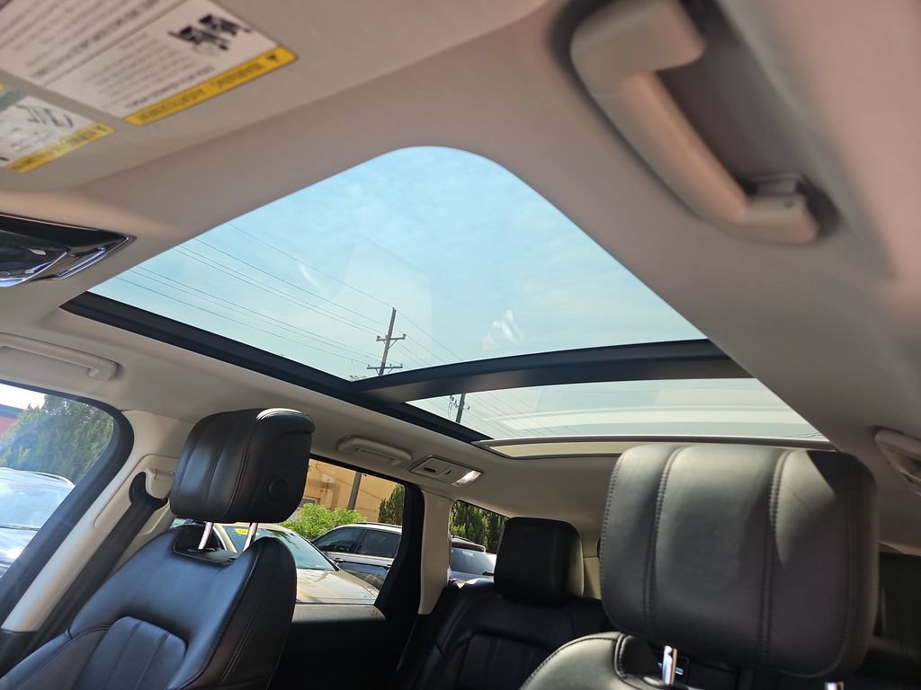 Used 2018 Land Rover Range Rover Sport HSE AWD/4WD image 21