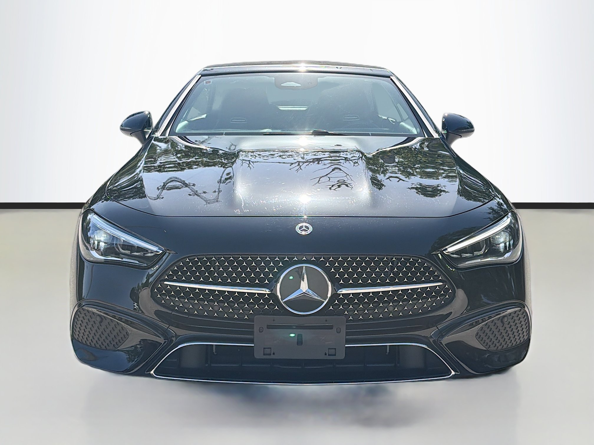 Used 2025 Mercedes-Benz CLE 300 4MATIC Cabriolet image 8