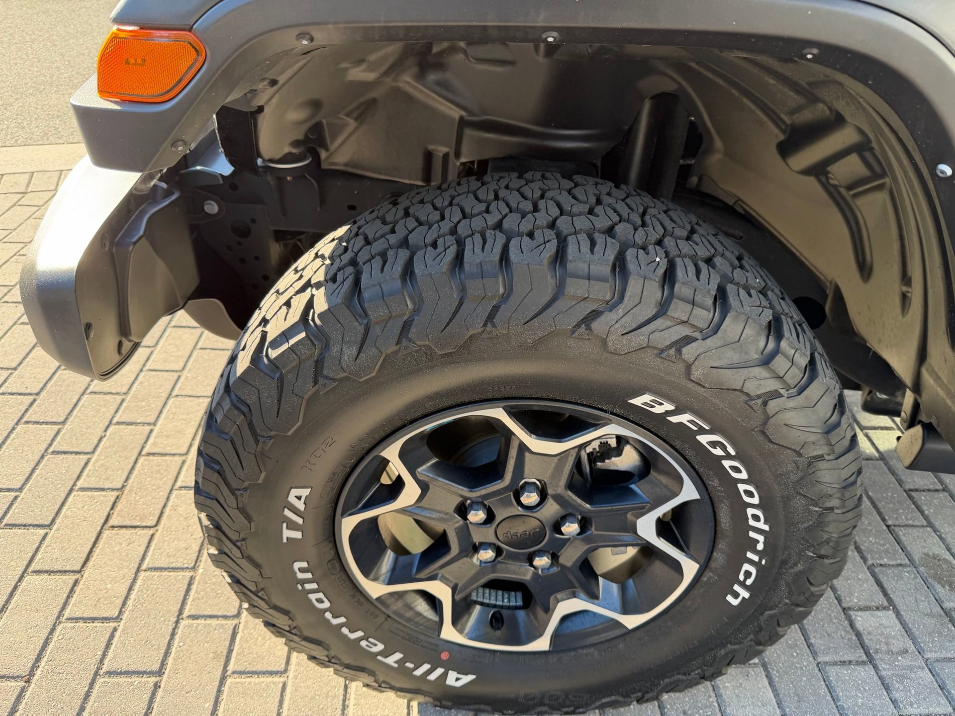 Used 2023 Jeep Wrangler Unlimited Rubicon 4xe image 34