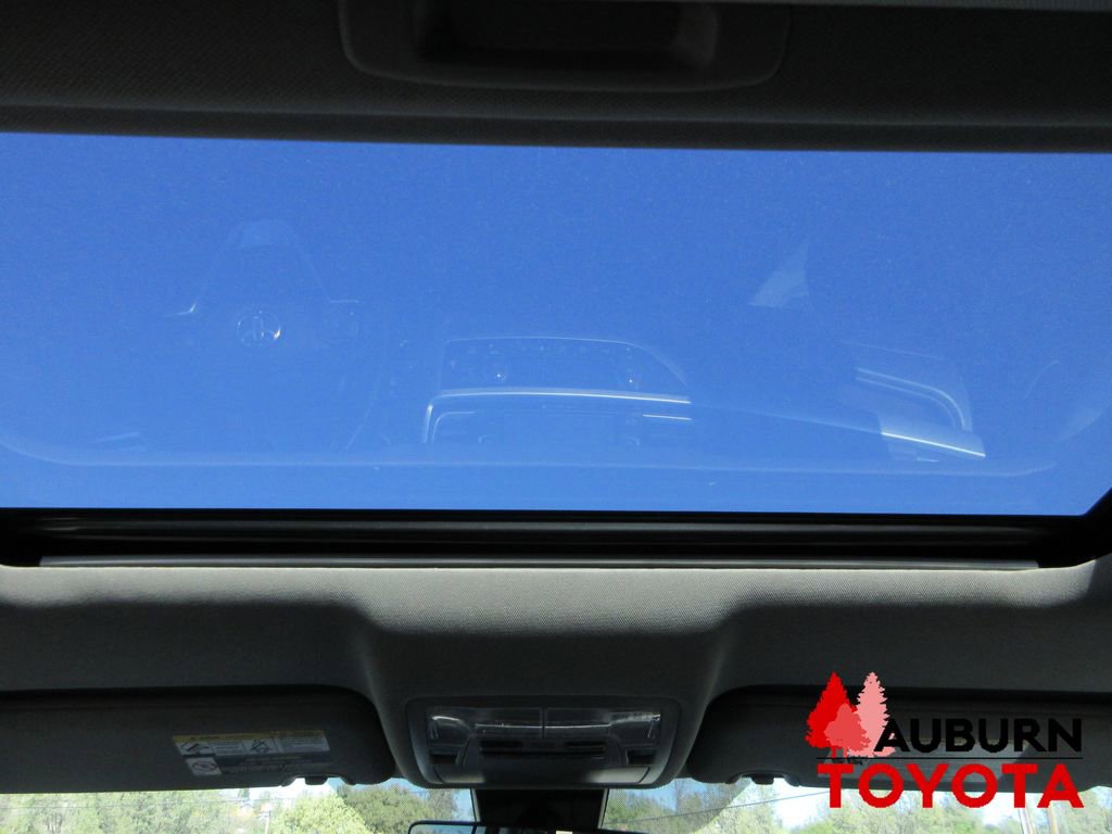 Certified 2018 Toyota Highlander XLE image 12