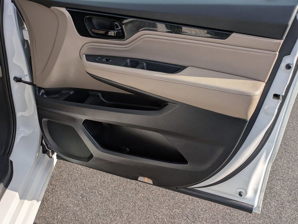 Used 2024 Honda Odyssey Elite image 34