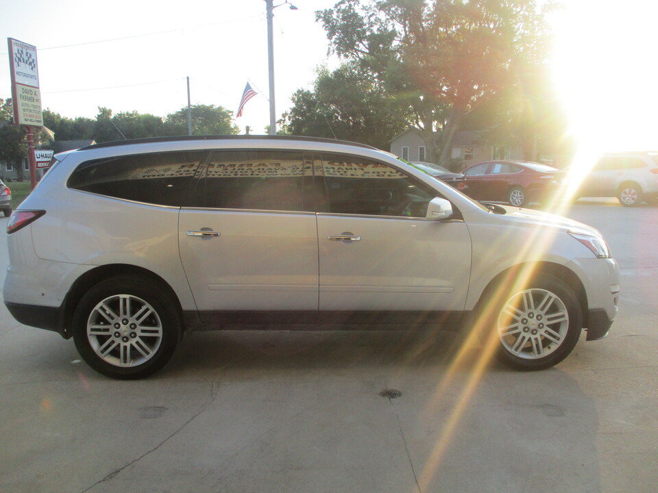 Used 2013 Chevrolet Traverse LT w/ All-Star Edition FWD image 2