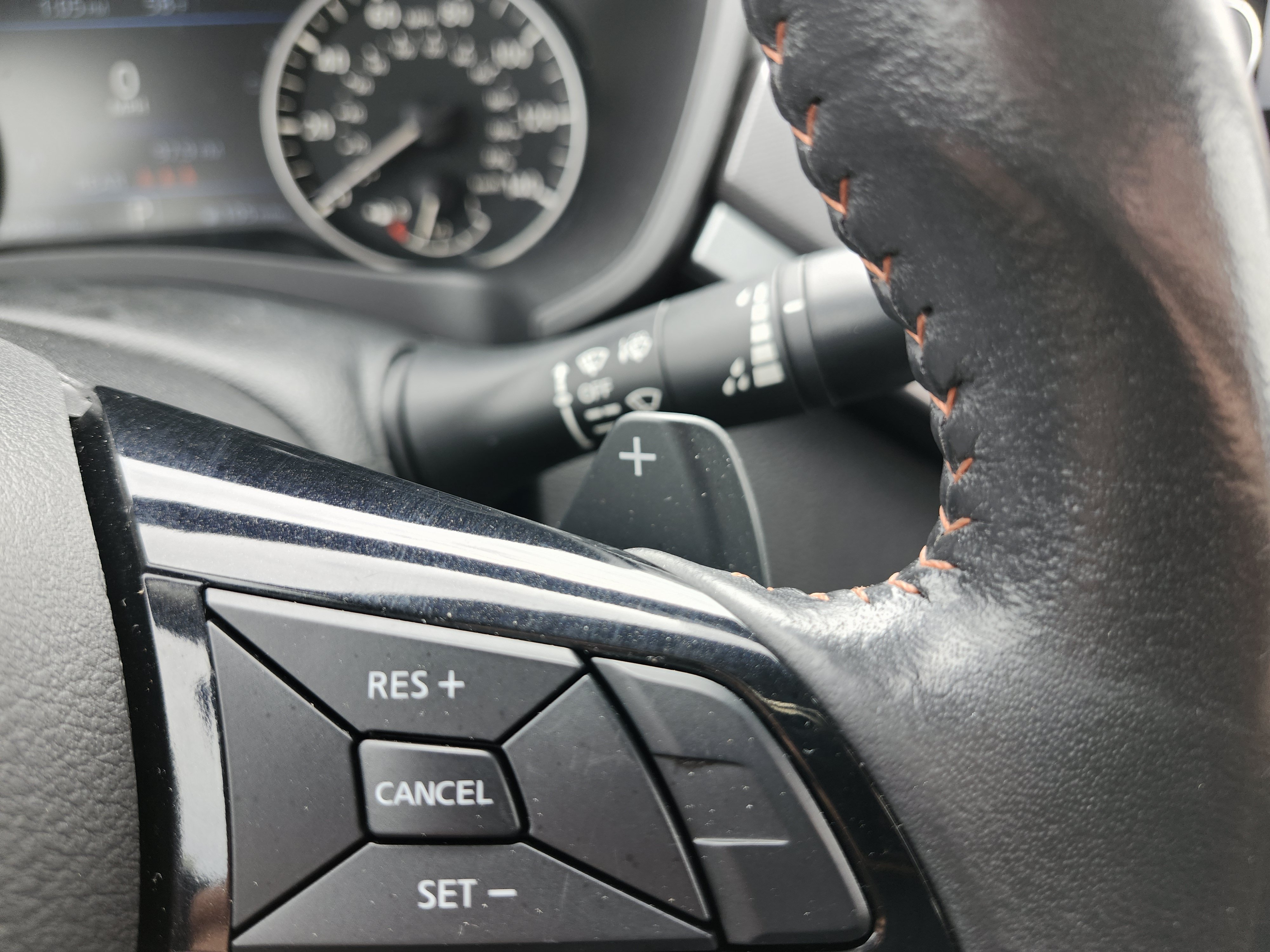 Used 2024 Nissan Altima 2.5 SR FWD image 9