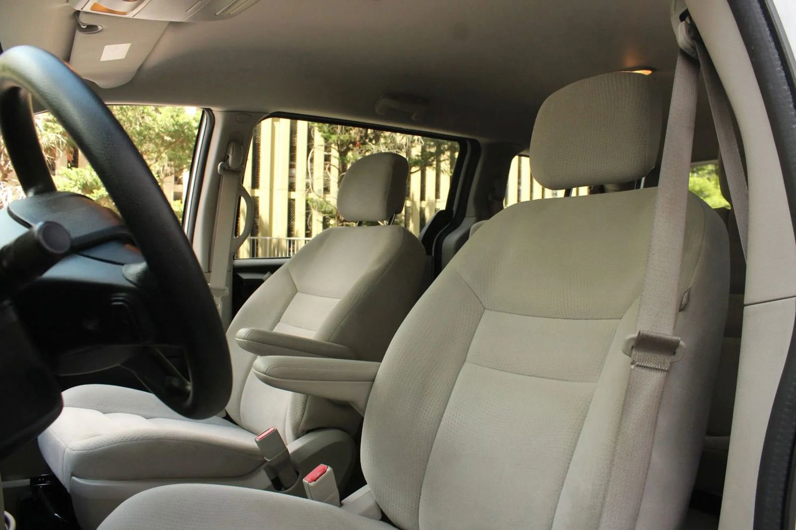 Used 2016 Dodge Grand Caravan SE w/ Quick Order Package 29E SE image 16