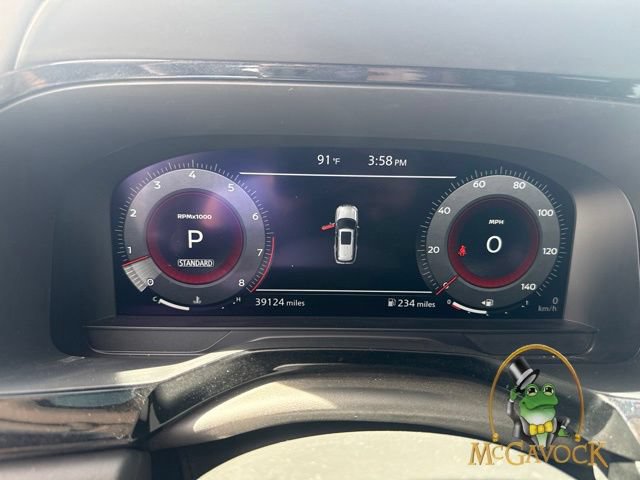 Used 2023 Nissan Pathfinder Platinum FWD image 22