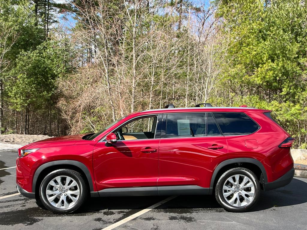 Used 2026 Toyota Grand Highlander Limited image 2