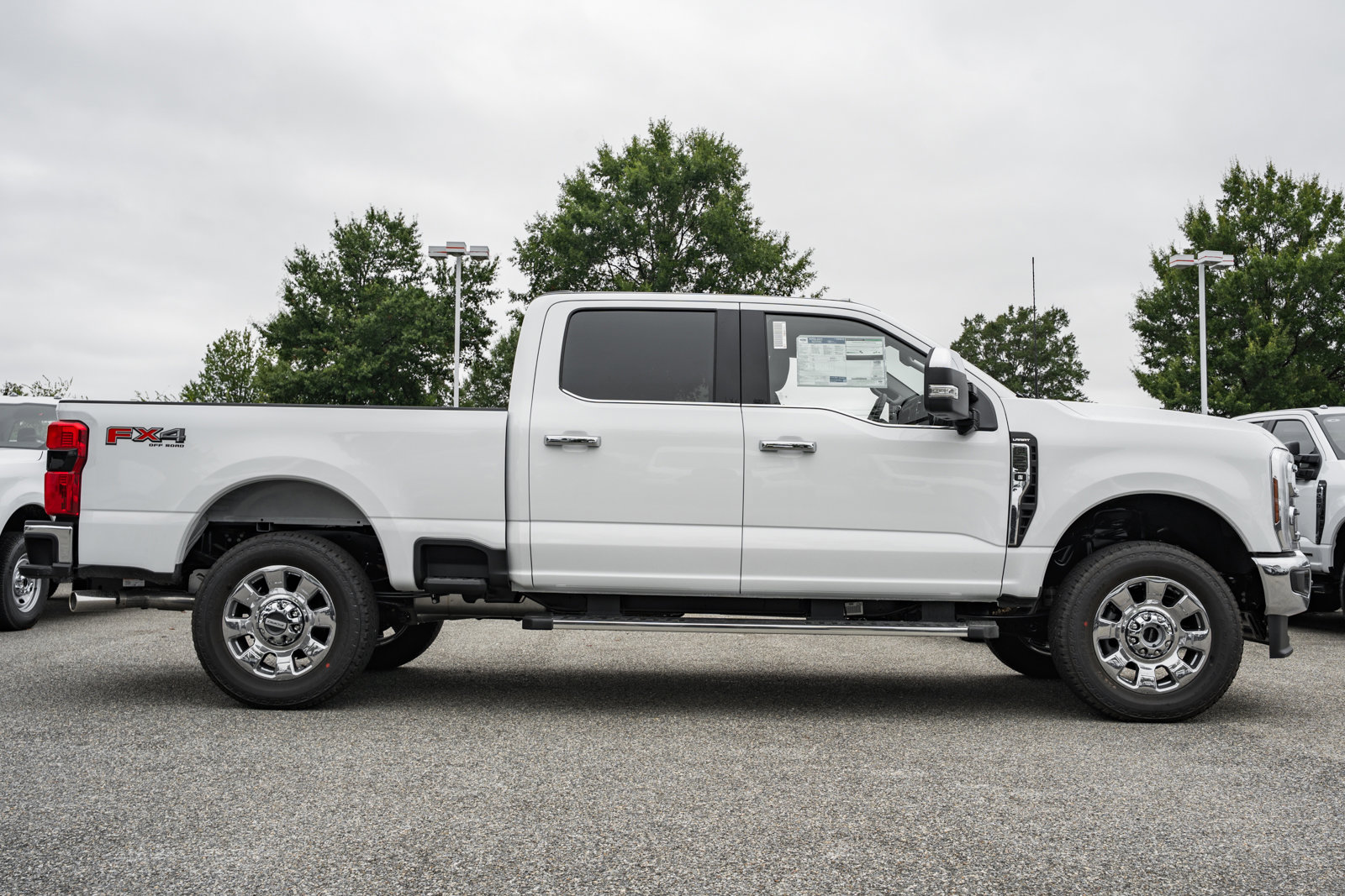 New 2026 Ford F250 Lariat w/ Chrome Package image 4