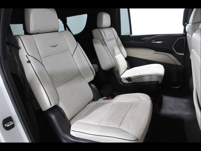 Used 2022 Cadillac Escalade ESV Sport w/ Touring Package AWD/4WD image 20