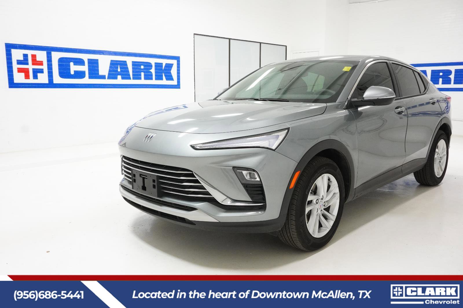 Used 2025 Buick Envista Preferred w/ Convenience II Package image 1