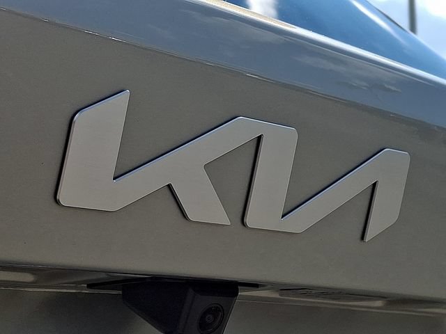 New 2026 Kia Sorento S FWD image 18