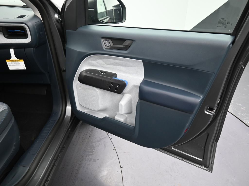 New 2026 Ford Maverick XLT image 25