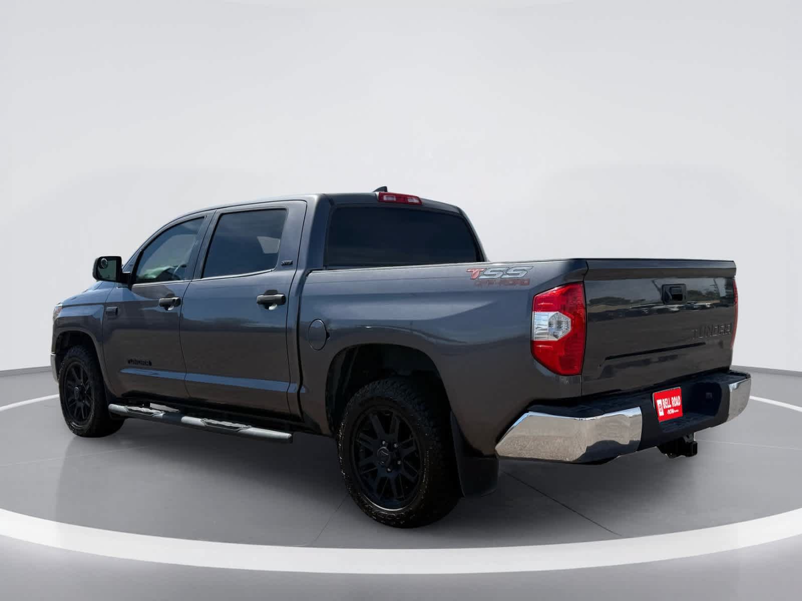 Used 2021 Toyota Tundra SR5 w/ SR5 Leather Package RWD image 4