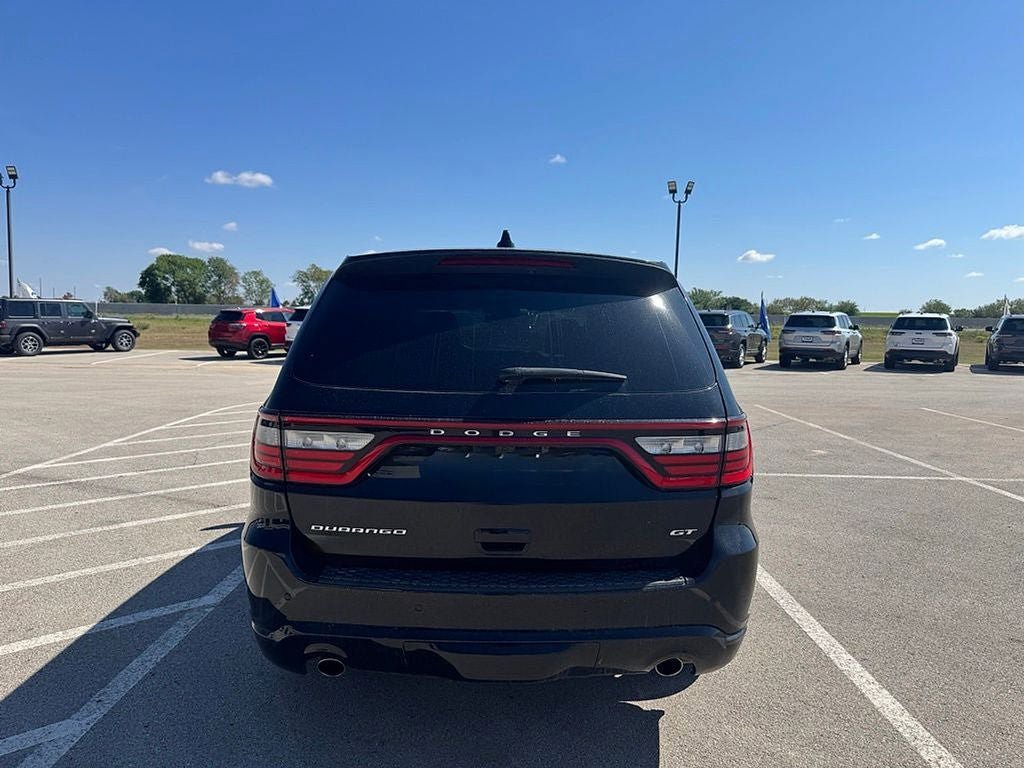 Used 2023 Dodge Durango GT RWD image 5