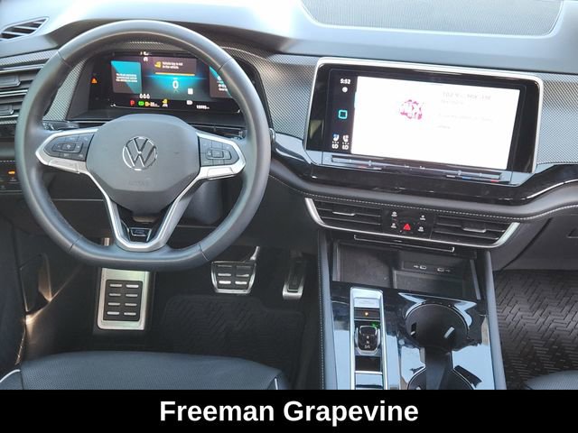 Used 2024 Volkswagen Atlas Cross Sport SEL Premium R-Line image 29