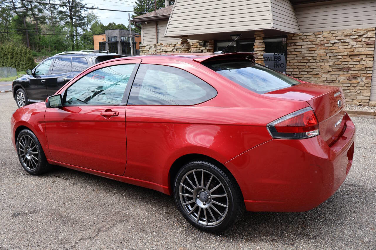 Used 2010 Ford Focus SES FWD image 5