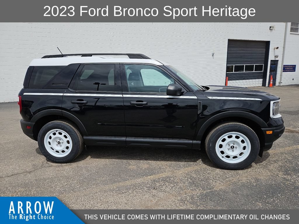 Used 2023 Ford Bronco Sport Heritage w/ Heritage Convenience Package AWD/4WD image 14