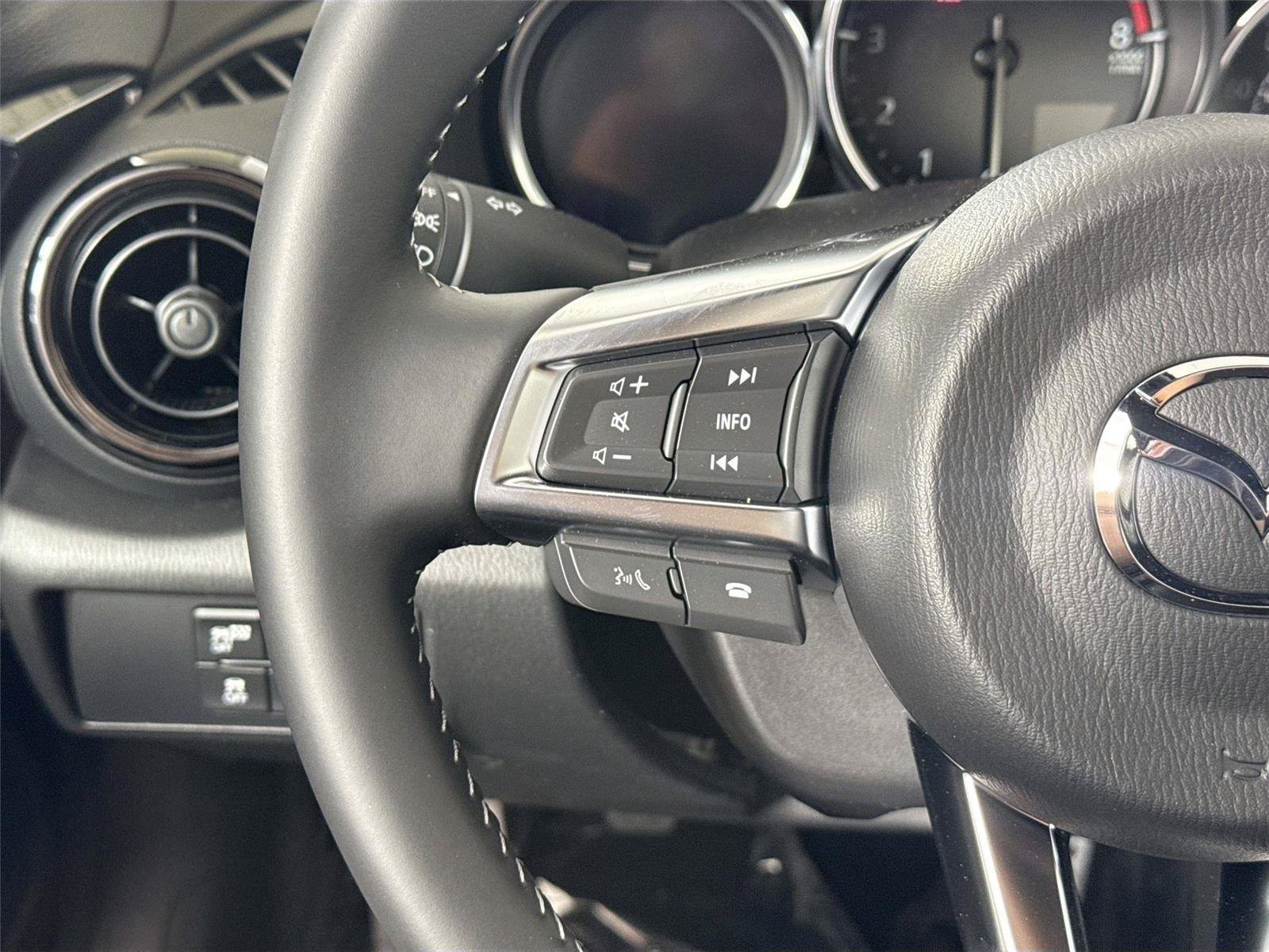 New 2026 MAZDA MX-5 Miata Club w/ Interior Package RWD image 19