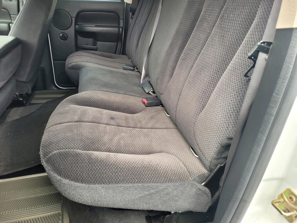 Used 2004 Dodge Ram 1500 Truck SLT image 10