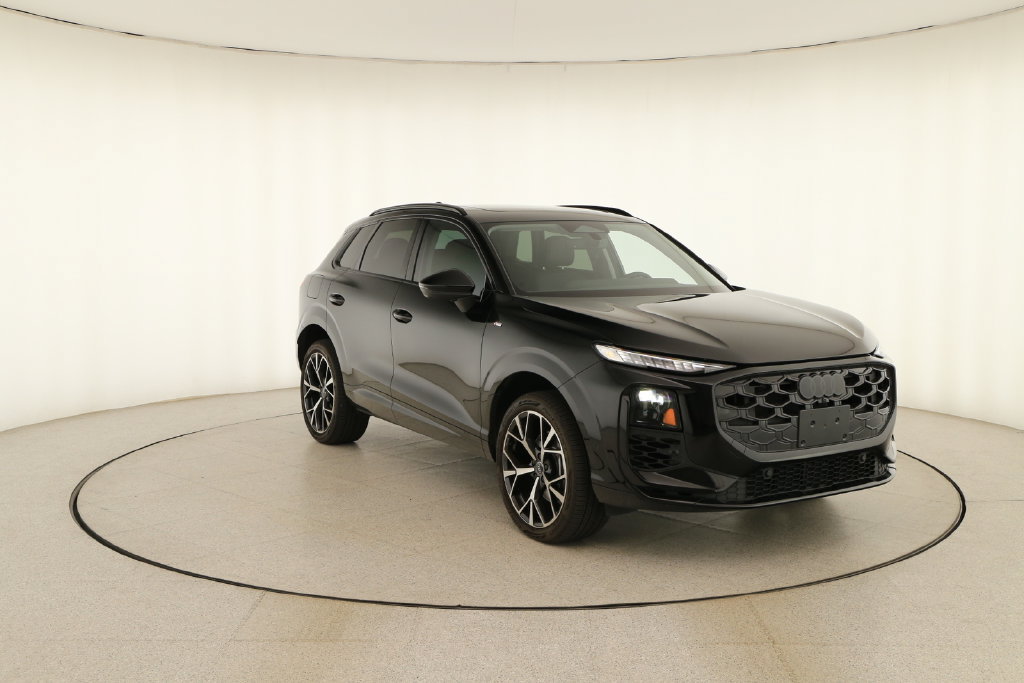 Certified 2026 Audi Q3 quattro 2.0T AWD/4WD image 10