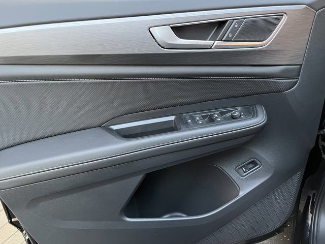 New 2026 Volkswagen Atlas Cross Sport SE image 22