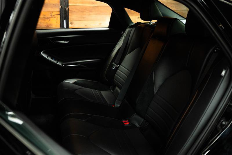 Used 2022 Toyota Avalon XSE w/ Carpet Mat Package (TMS) image 10